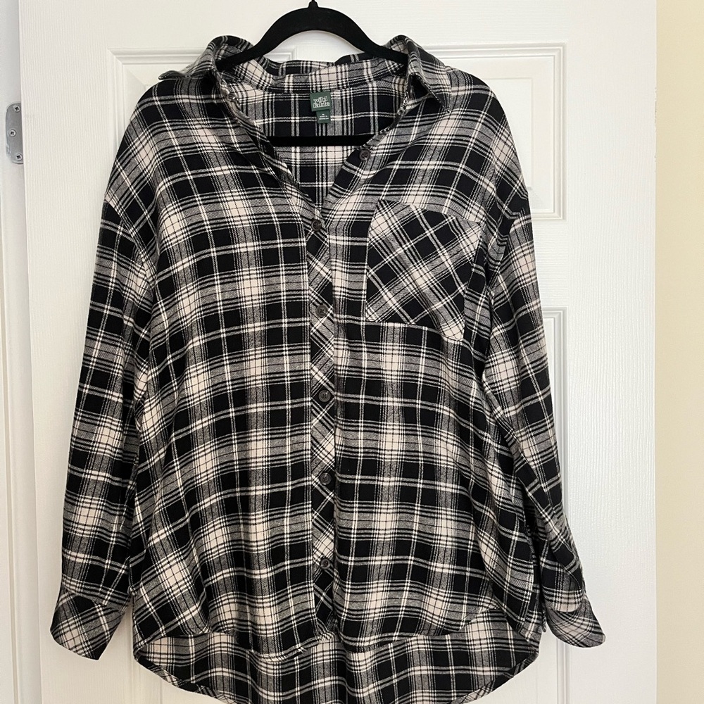 Black and White Plaid Button-Up Shirt